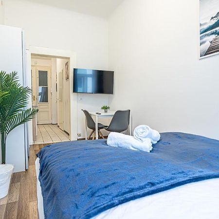 Modern Comforts: Chic Studio Apt Centrally Located Βιέννη Εξωτερικό φωτογραφία