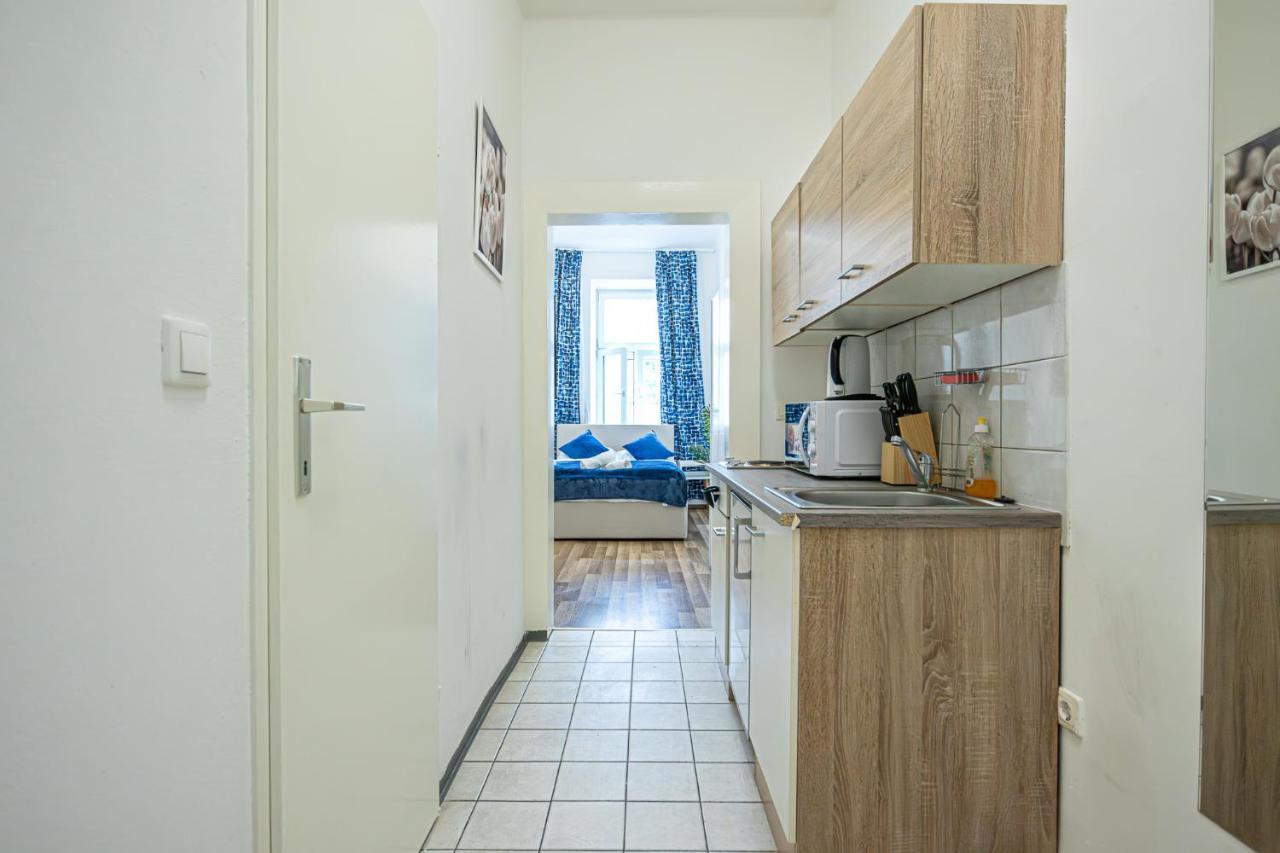 Modern Comforts: Chic Studio Apt Centrally Located Βιέννη Εξωτερικό φωτογραφία