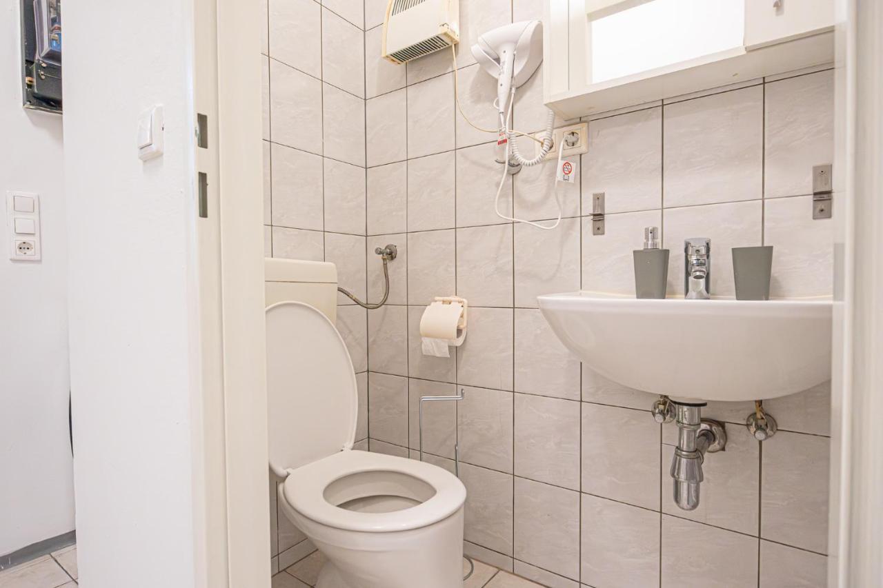 Modern Comforts: Chic Studio Apt Centrally Located Βιέννη Εξωτερικό φωτογραφία